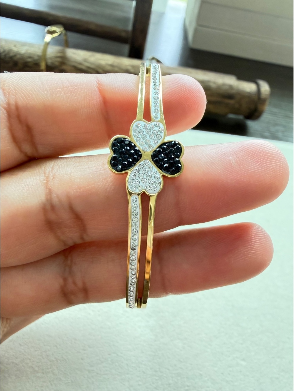 Non-Tarnish 18K Gold Plated Crystal Clover Bangle